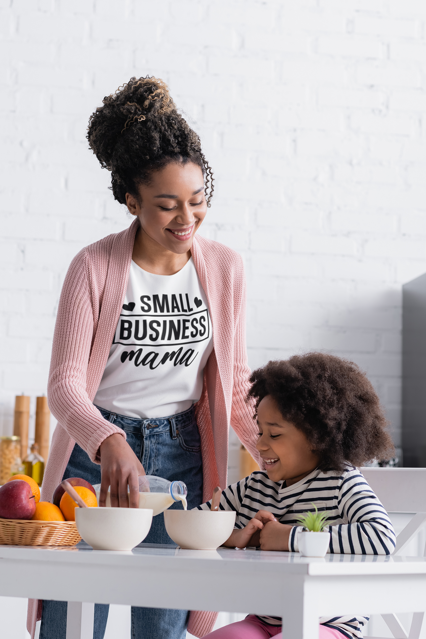 Small Business Mama – T-Shirt